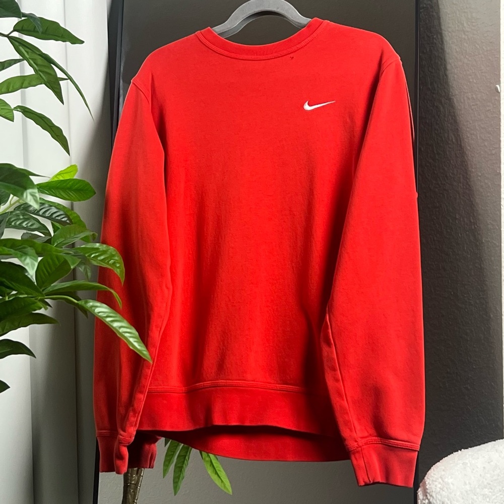 Nike - Men’s Red Crewneck Sweatshirt